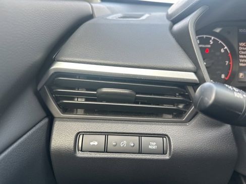 Used 2025 Nissan Altima 2.5 S image 15