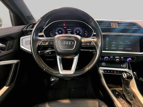 Used 2021 Audi Q3 2.0T Premium w/ Convenience Package AWD/4WD image 6