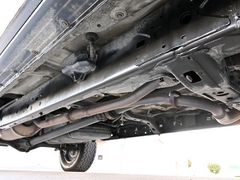 Used 2016 Toyota Tacoma TRD Sport image 39