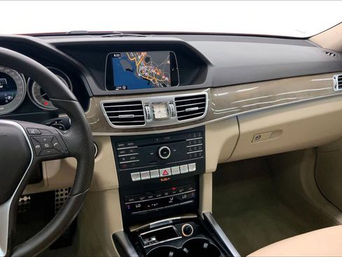 Certified 2016 Mercedes-Benz E 350 Sedan image 25