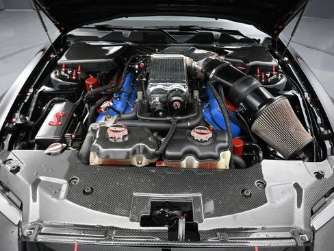 Used 2012 Ford Mustang Shelby GT500 w/ SVT Performance Pkg RWD image 41