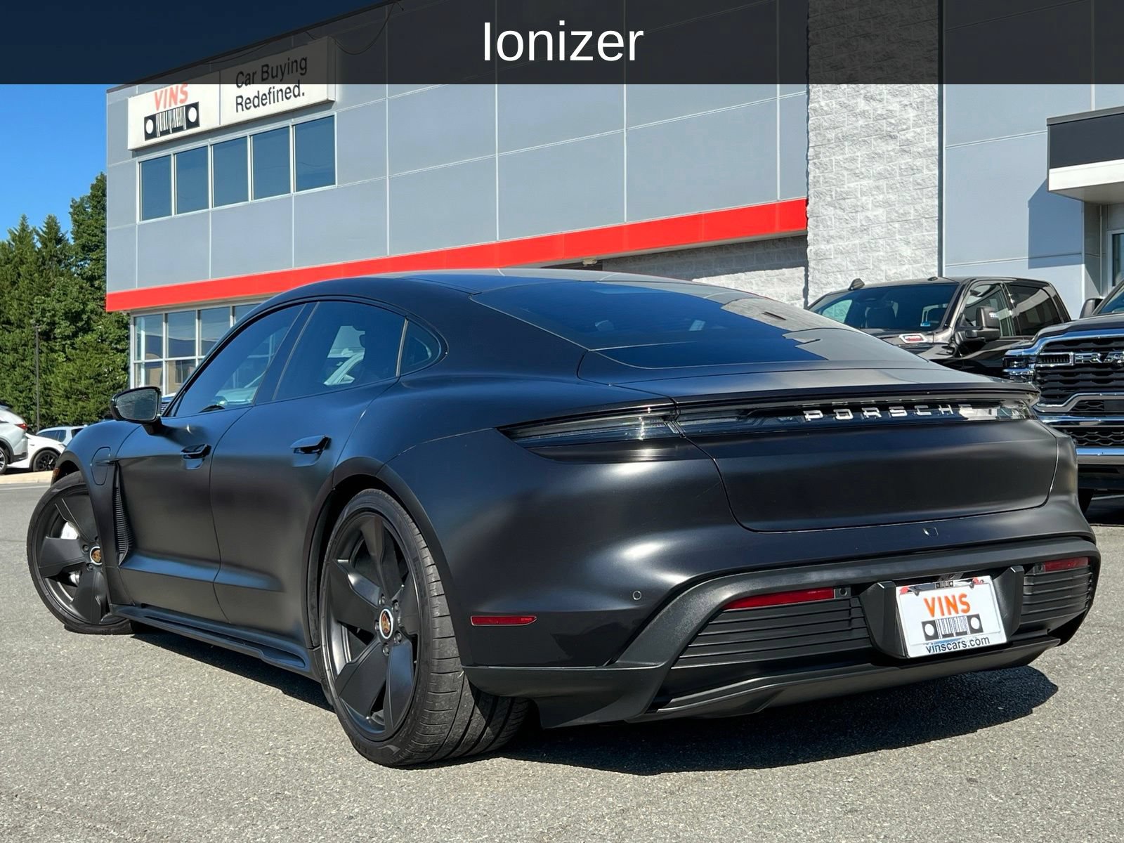 Used 2022 Porsche Taycan 4S AWD/4WD image 6
