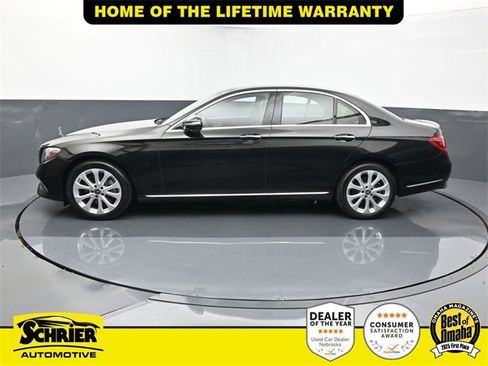 Used 2018 Mercedes-Benz E 300 4MATIC image 4