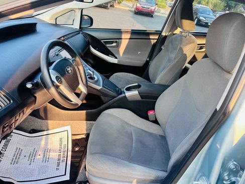 Used 2012 Toyota Prius Three FWD image 16