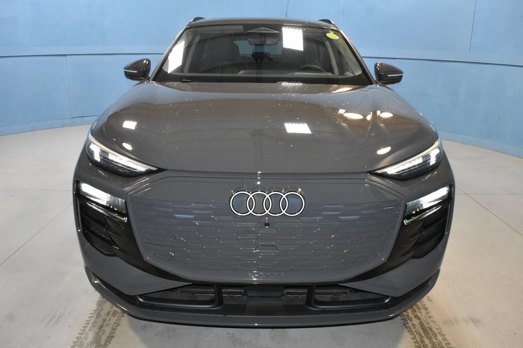 Used 2025 Audi Q6 e-tron Premium Plus AWD/4WD image 21