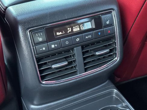 Used 2023 MAZDA CX-9 Carbon Edition image 15