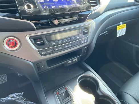 Used 2023 Honda Ridgeline RTL image 26