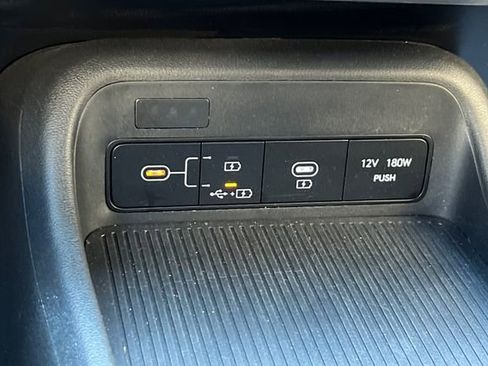 Used 2024 Hyundai Kona SEL AWD/4WD image 37