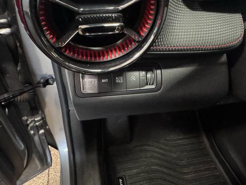 Used 2025 Chevrolet Equinox RS w/ Safety and Technology Package image 17