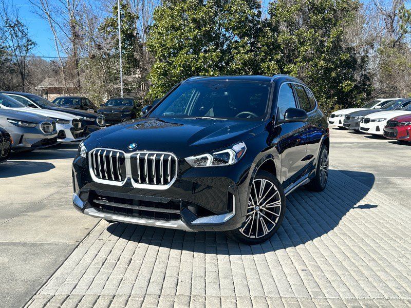 New 2026 BMW X1 xDrive28i AWD/4WD image 1