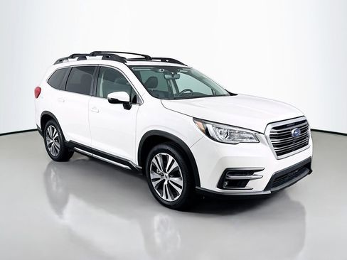 Used 2020 Subaru Ascent Limited w/ Technology Package AWD/4WD image 3