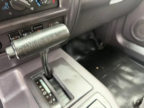 Used 1999 Jeep Cherokee Sport RWD image 17