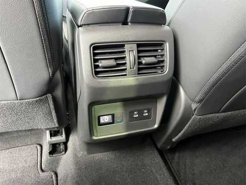 Certified 2024 Nissan Rogue SL w/ SL Premium Package image 26