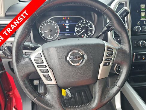 Used 2021 Nissan Titan SV w/ SV Convenience Package image 6