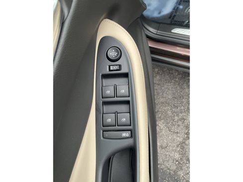 Used 2020 Buick Envision Essence FWD image 14
