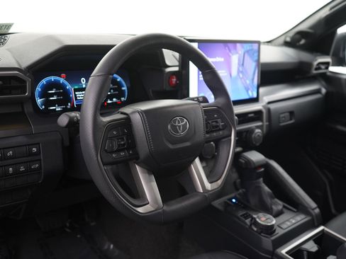 Used 2025 Toyota 4Runner TRD Off-Road Premium image 21