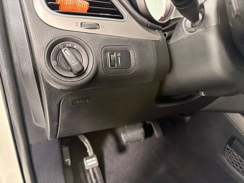 Used 2016 Dodge Journey Crossroad FWD image 11