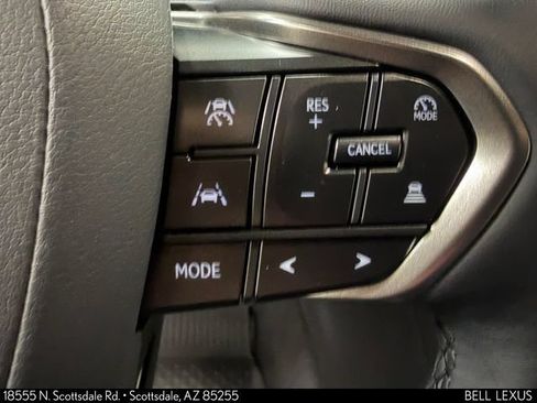Used 2026 Lexus GX 550 w/ Accessory Package (2T) AWD/4WD image 21
