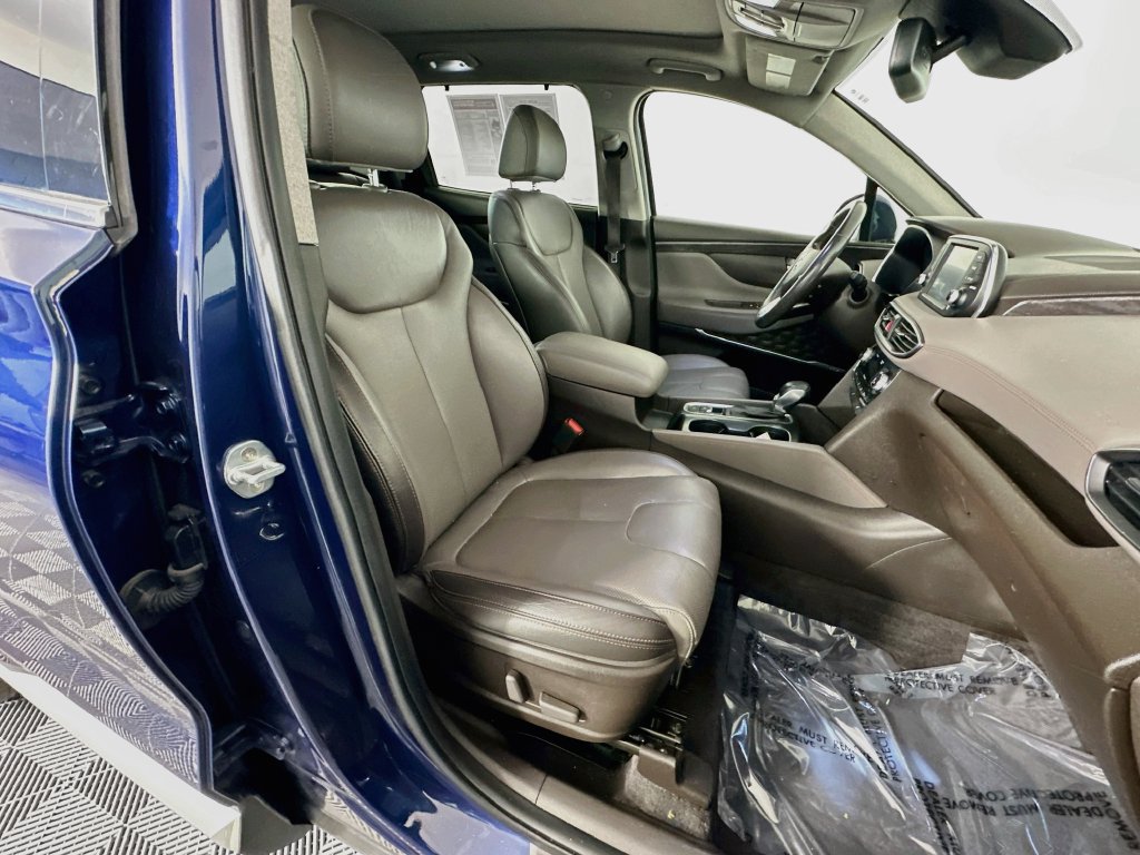Used 2020 Hyundai Santa Fe SEL w/ Convenience + Premium Package AWD/4WD image 35