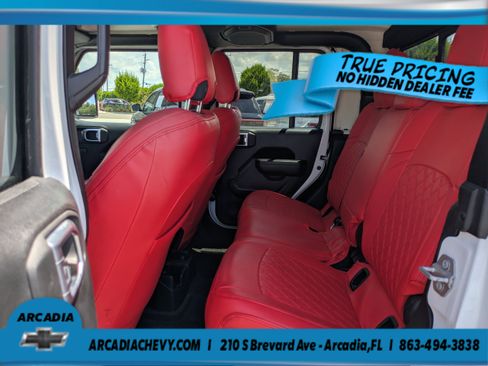 Used 2022 Jeep Gladiator Sport AWD/4WD image 13