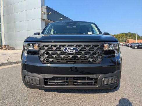 New 2025 Ford Maverick XL image 11