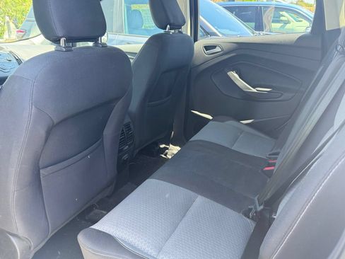 Used 2018 Ford Escape SE AWD/4WD image 9