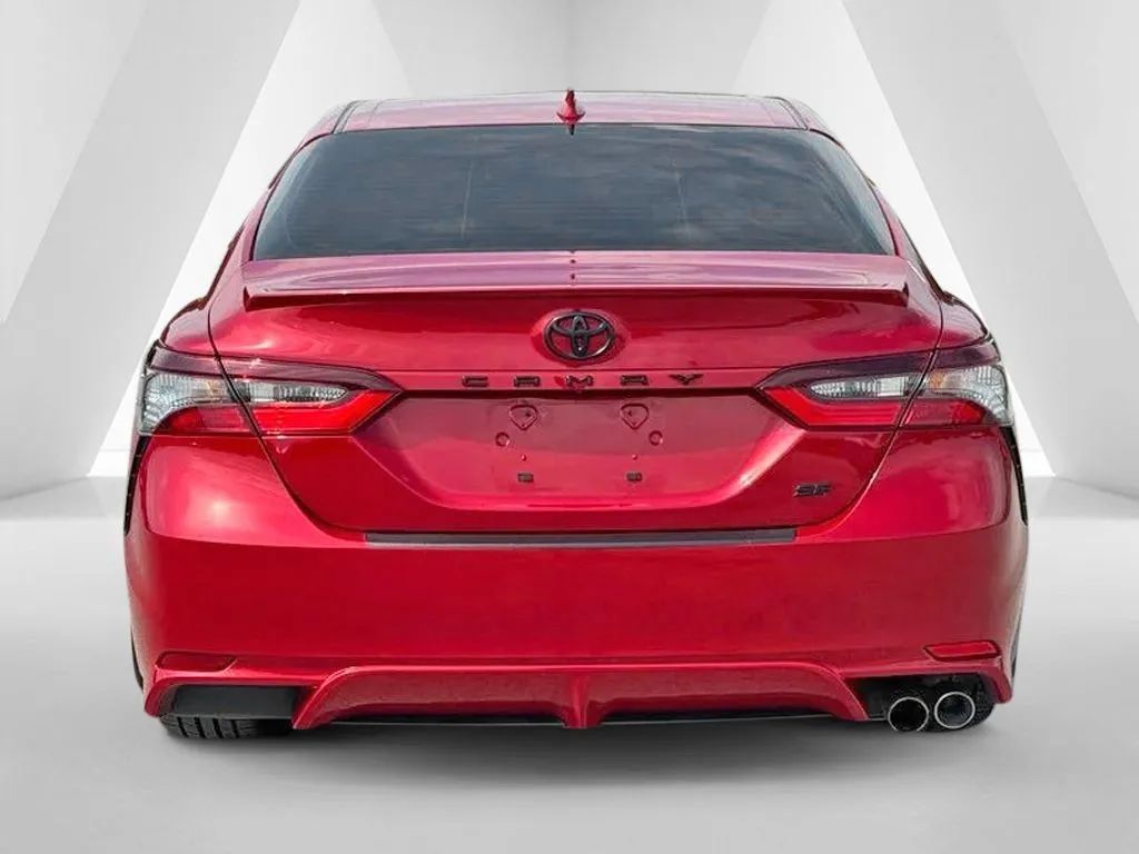 Used 2023 Toyota Camry SE w/ Convenience Package FWD image 6