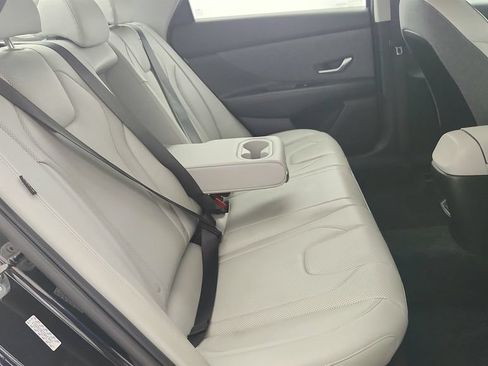Used 2024 Hyundai Elantra Limited FWD image 33
