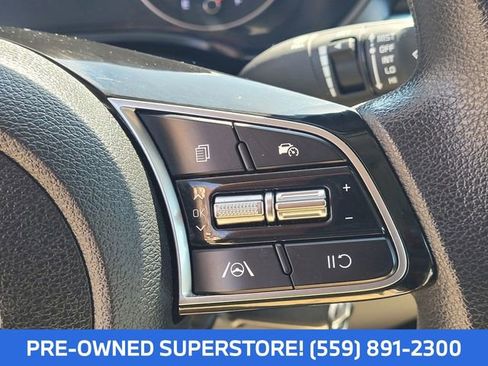 Certified 2022 Kia Forte LXS image 14