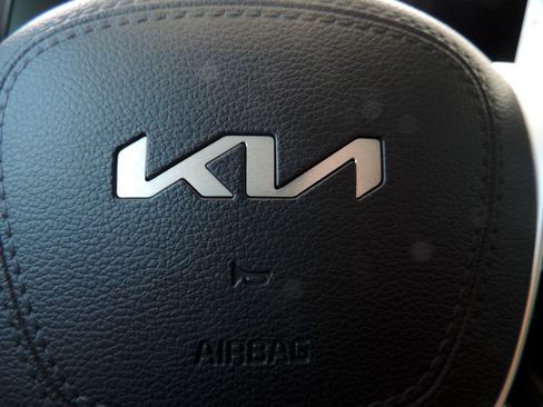 Used 2023 Kia Telluride SX Prestige AWD/4WD image 25