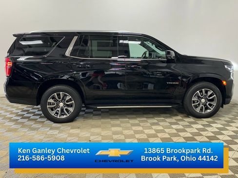 Used 2023 Chevrolet Tahoe LT w/ Luxury Package AWD/4WD image 4