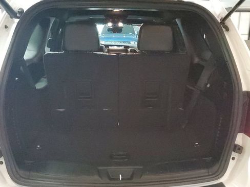 Used 2024 Dodge Durango GT RWD image 10