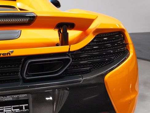 Used 2015 McLaren 650S Spider RWD image 73
