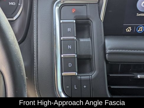 Used 2021 Chevrolet Tahoe Z71 AWD/4WD image 18