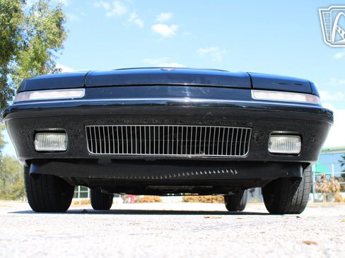 Used 1990 Buick Reatta Convertible image 2