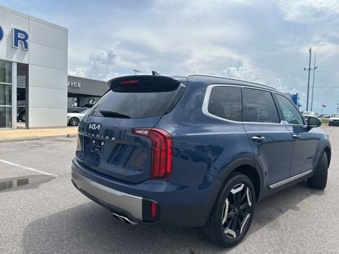 Used 2025 Kia Telluride S FWD image 19
