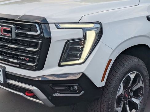 New 2026 GMC Yukon AT4 w/ AT4 Premium Plus Package AWD/4WD image 9