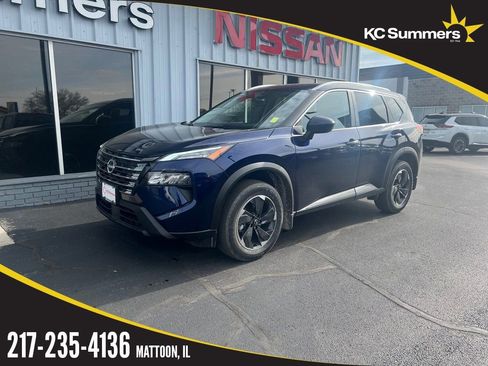 Used 2025 Nissan Rogue SV image 1