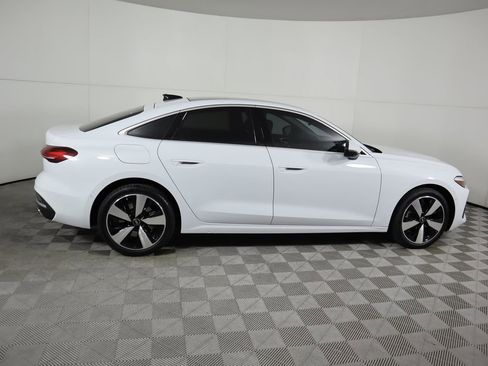 Used 2025 Audi A5 2.0T Premium w/ Convenience Package AWD/4WD image 5