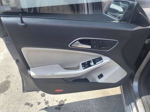 Used 2015 Mercedes-Benz CLA 250 image 11
