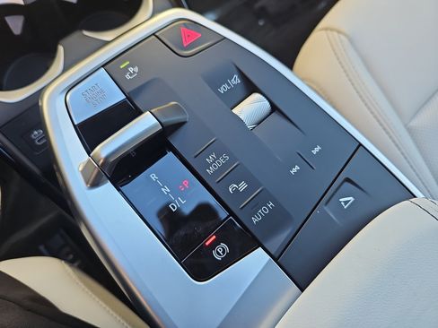 New 2026 BMW X1 xDrive28i w/ Technology Package image 25