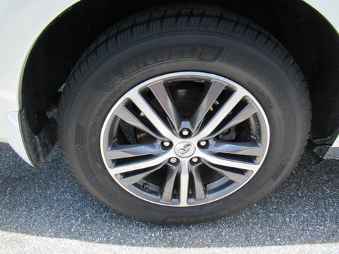 Used 2018 INFINITI QX60 FWD w/ Premium Plus Package image 5