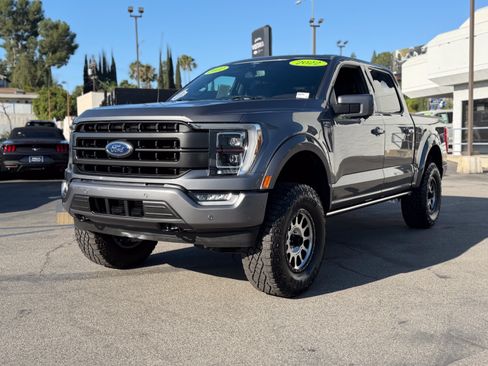 Used 2022 Ford F150 Lariat w/ Equipment Group 502A High AWD/4WD image 3