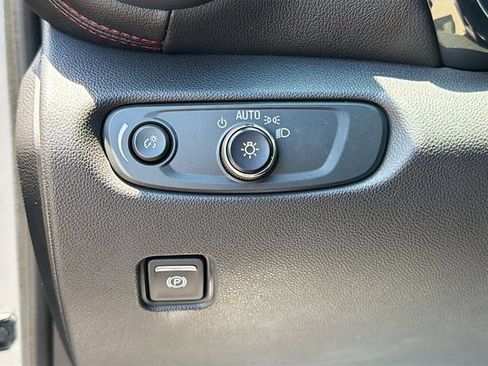 Used 2023 Chevrolet Blazer RS w/ Enhanced Convenience Package FWD image 34