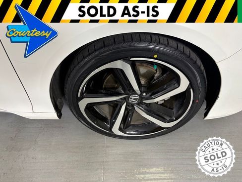Used 2018 Honda Accord Sport image 10