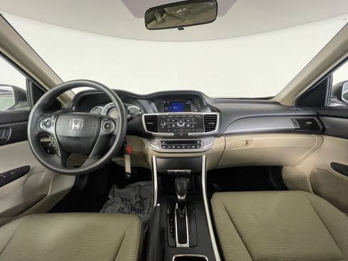 Used 2015 Honda Accord LX image 17