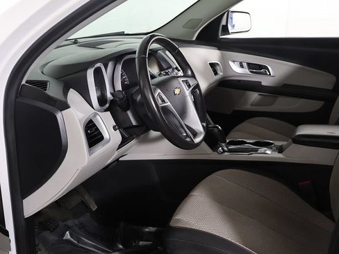 Used 2017 Chevrolet Equinox LT w/ Convenience Package FWD image 19