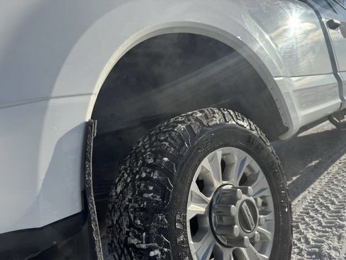 Used 2022 Ford F350 XLT w/ XLT Value Package AWD/4WD image 17