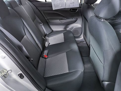 Used 2020 Nissan Versa S FWD image 34
