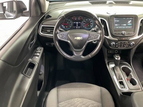 Used 2018 Chevrolet Equinox LT image 18